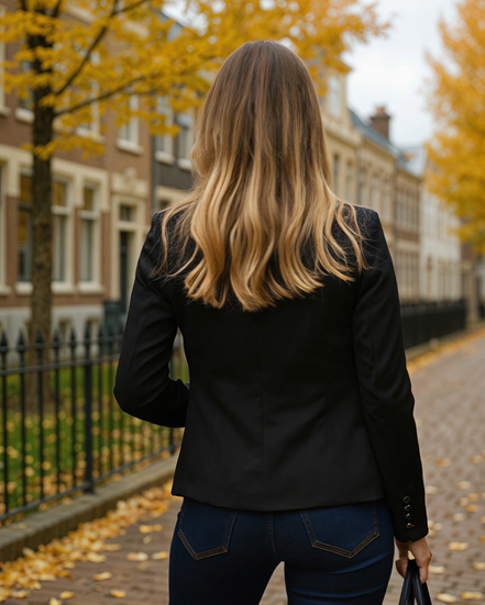 Nola | Stijlvolle Zwarte Blazer Dames voor Elegante Look